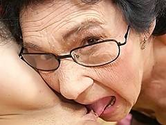 Kinky granny licking and pissing on a hot babe
